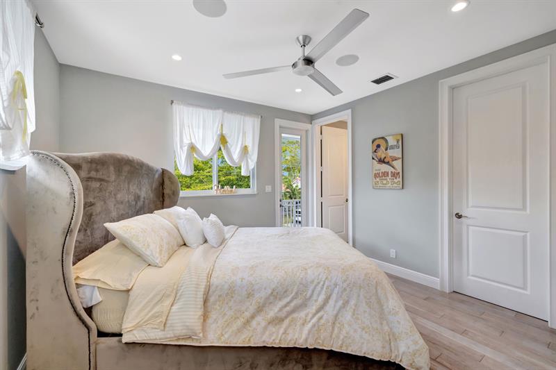 Image 31 of 65 For 288 Tradewinds Ave