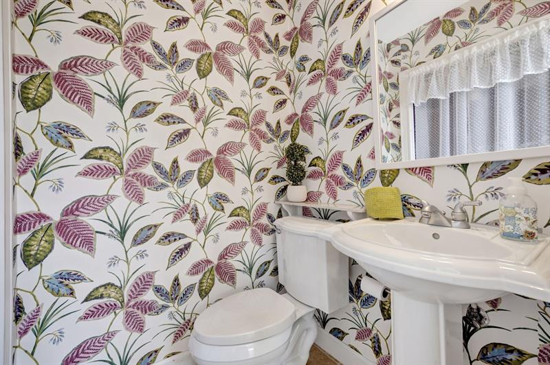 Image 34 of 65 For 288 Tradewinds Ave