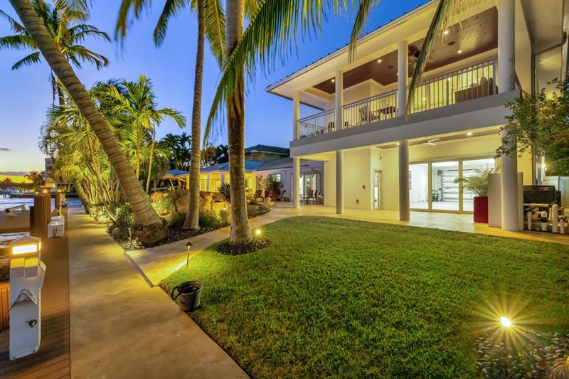 Image 55 of 65 For 288 Tradewinds Ave