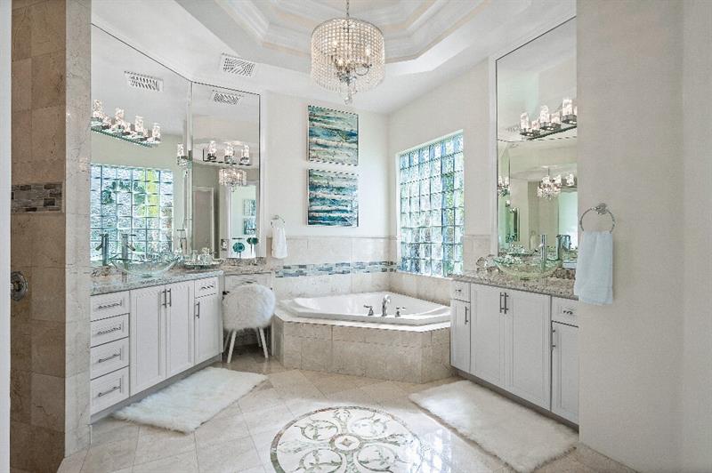 Image 20 of 50 For 9105 Equus Cir
