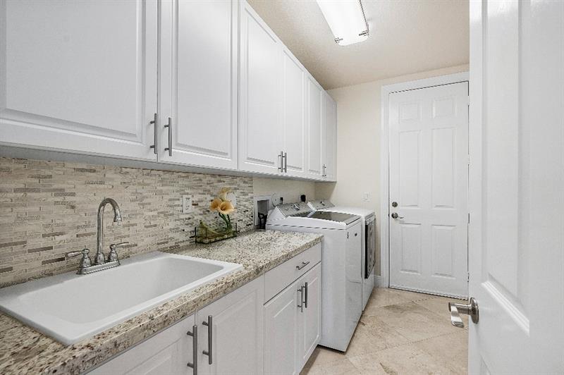 Image 23 of 50 For 9105 Equus Cir