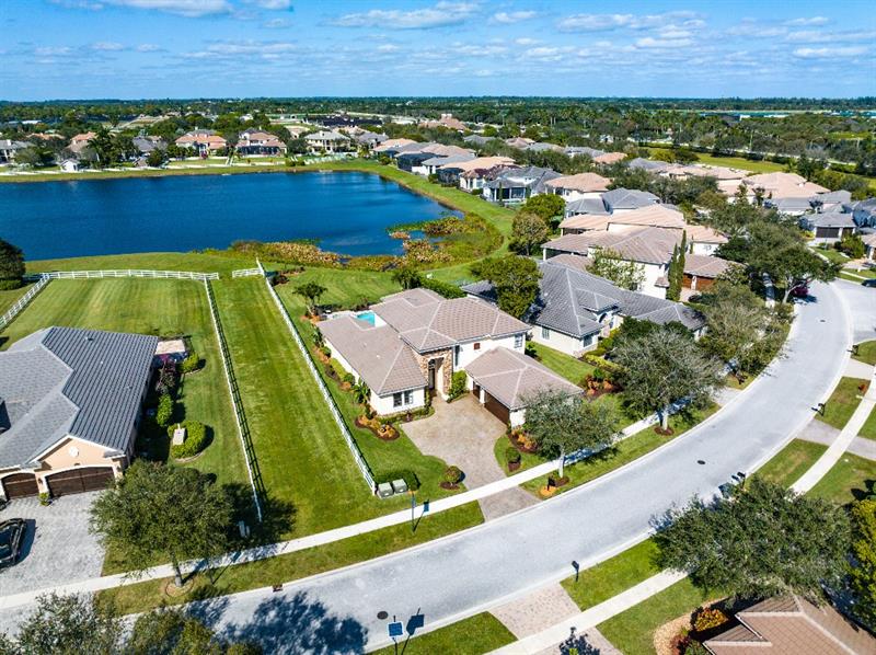 Image 32 of 50 For 9105 Equus Cir