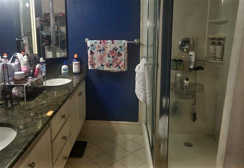Image 16 of 27 For 5321 53rd Way  5321