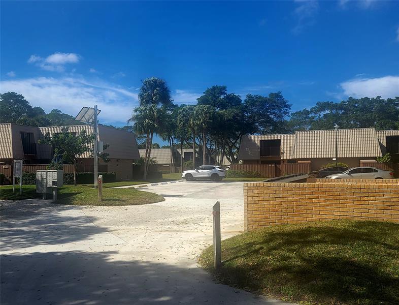 Image 21 of 27 For 5321 53rd Way  5321