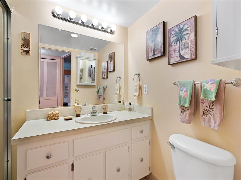 Image 14 of 38 For 4020 Galt Ocean Drive  807