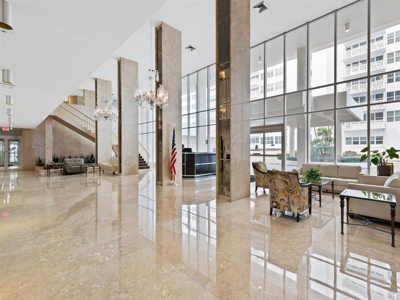 Image 30 of 38 For 4020 Galt Ocean Drive  807