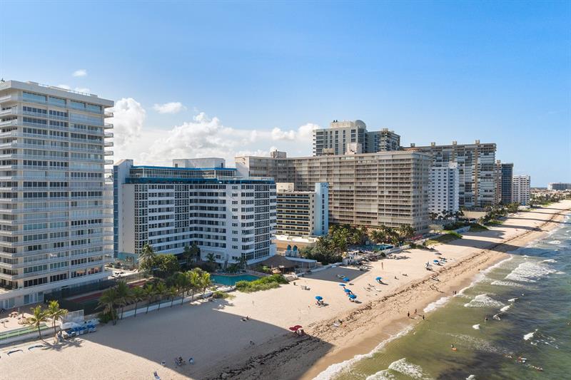 Image 36 of 38 For 4020 Galt Ocean Drive  807