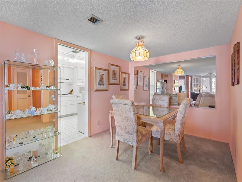 Image 8 of 38 For 4020 Galt Ocean Drive  807