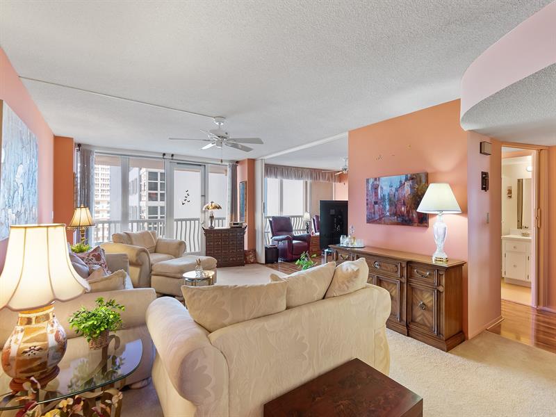 Image 9 of 38 For 4020 Galt Ocean Drive  807