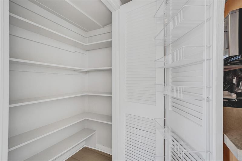 Image 23 of 34 For 1124 Seminole Dr  3a