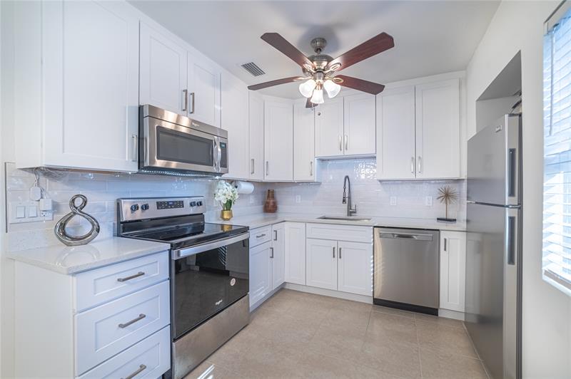 Image 18 of 40 For 1260 29th St