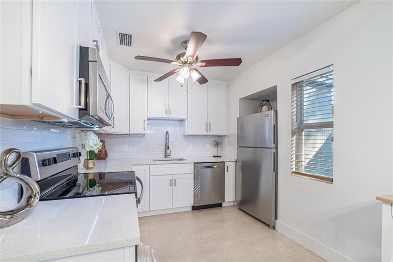 Image 19 of 40 For 1260 29th St