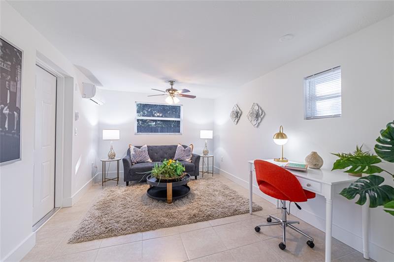 Image 32 of 40 For 1260 29th St