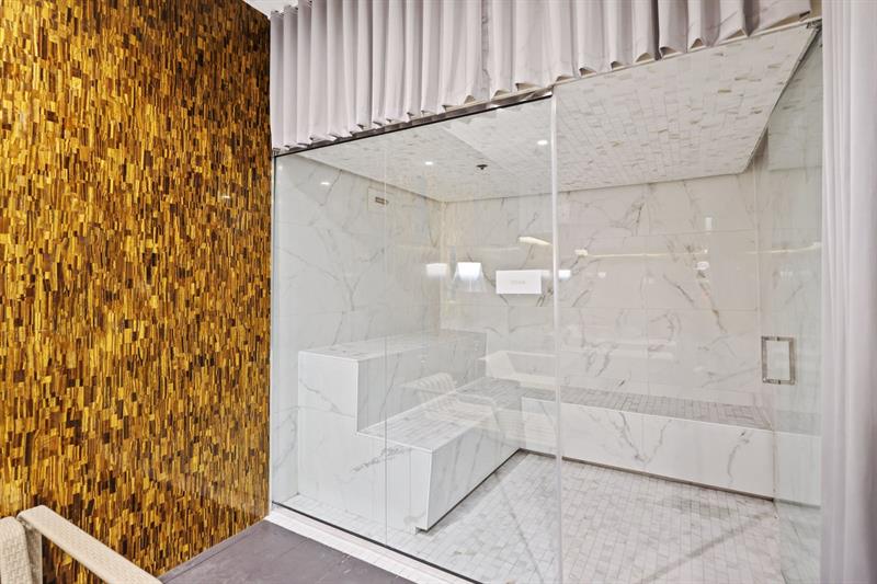 Image 35 of 39 For 2000 Metropica Way  Ph01