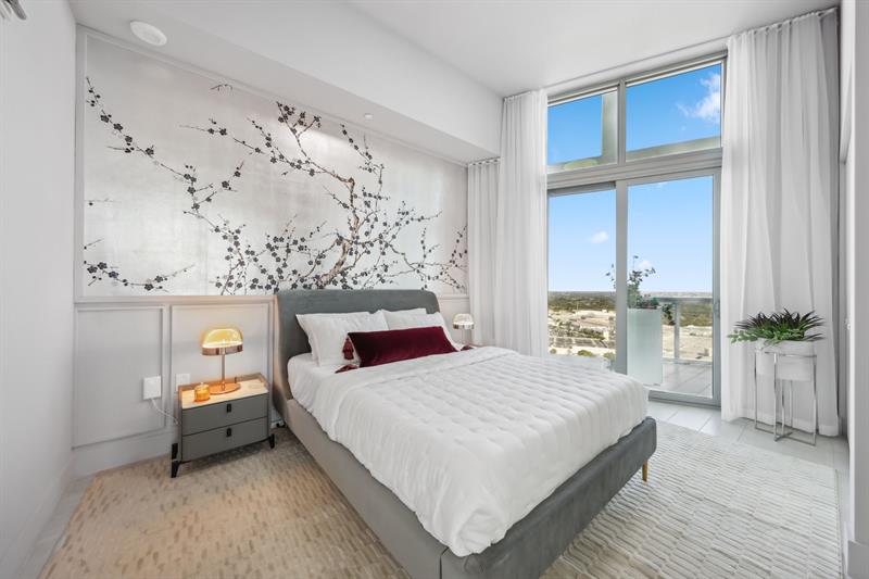 Image 9 of 47 For 2000 Metropica Way  Ph09