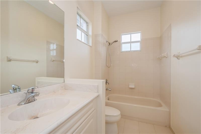 Image 11 of 15 For 8035 127th Ln  3e