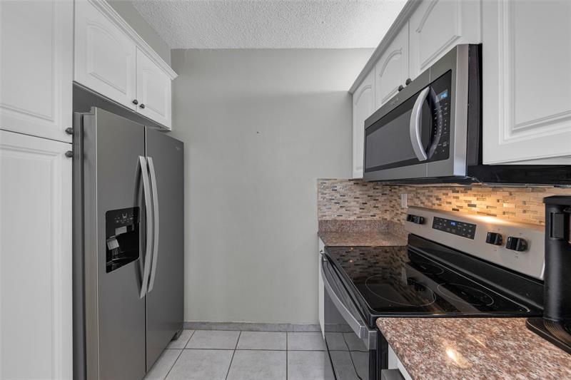 Image 29 of 41 For 745 19th Ave  138