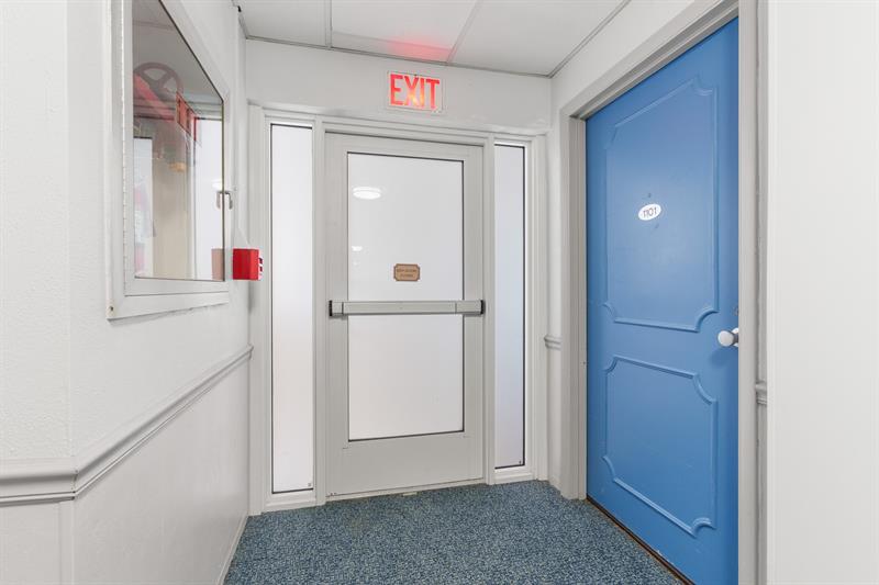 Image 10 of 53 For 3333 34th St  1101