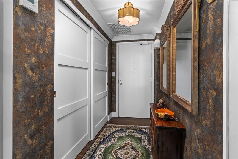 Image 11 of 53 For 3333 34th St  1101