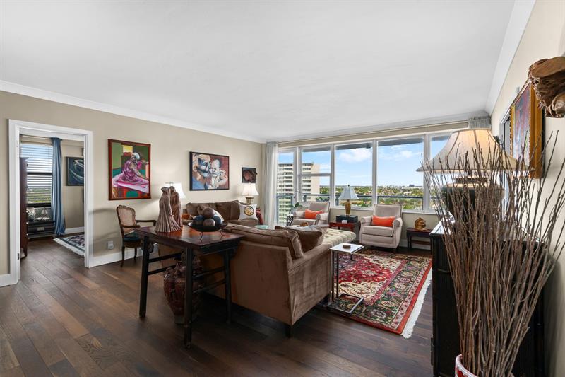 Image 13 of 53 For 3333 34th St  1101