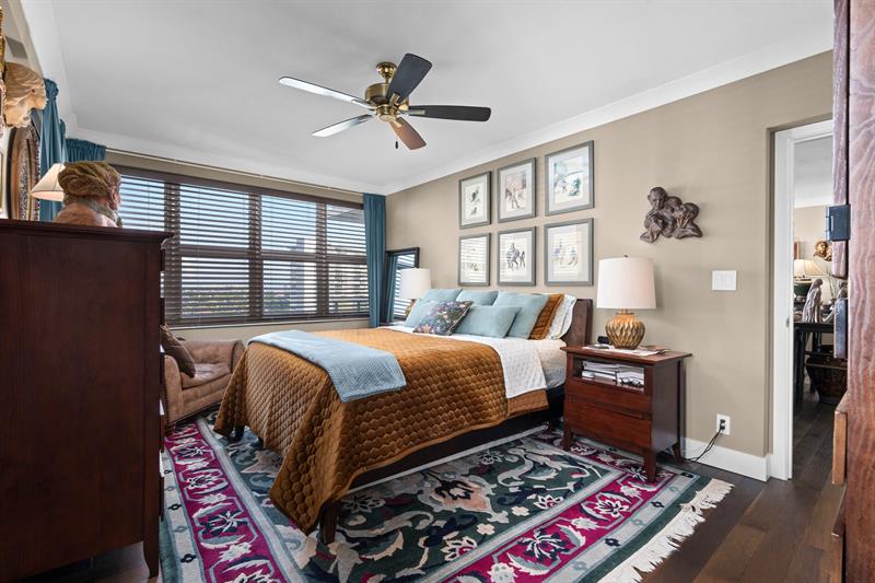 Image 30 of 53 For 3333 34th St  1101