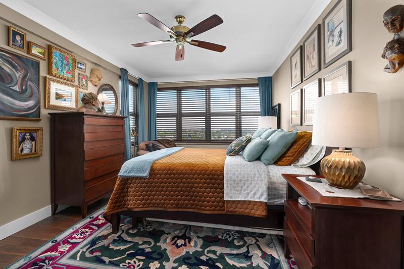 Image 31 of 53 For 3333 34th St  1101