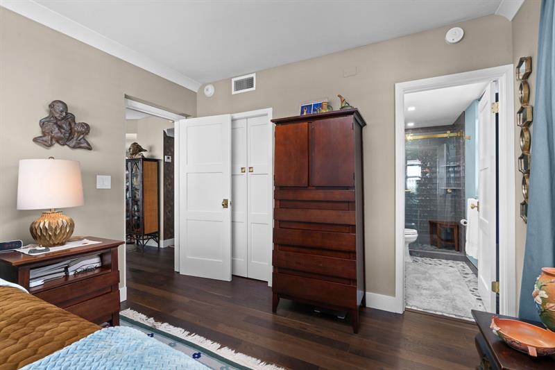 Image 36 of 53 For 3333 34th St  1101