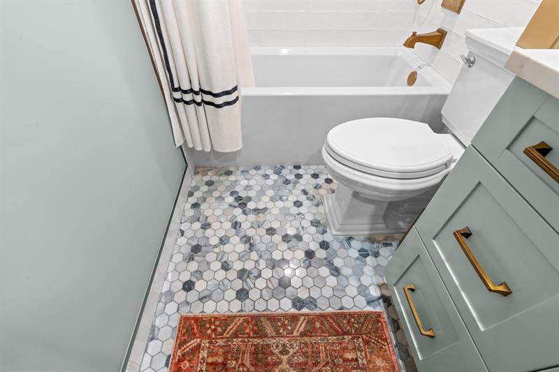 Image 46 of 53 For 3333 34th St  1101