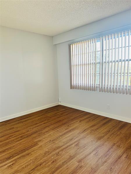 Image 13 of 19 For 12500 5th Ct  410