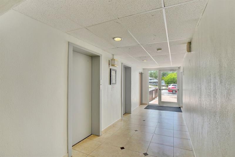 Image 21 of 24 For 250 180th Dr  154