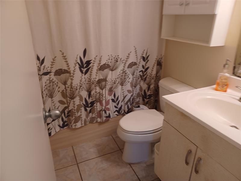Image 13 of 22 For 1391 Ocean Blvd  105