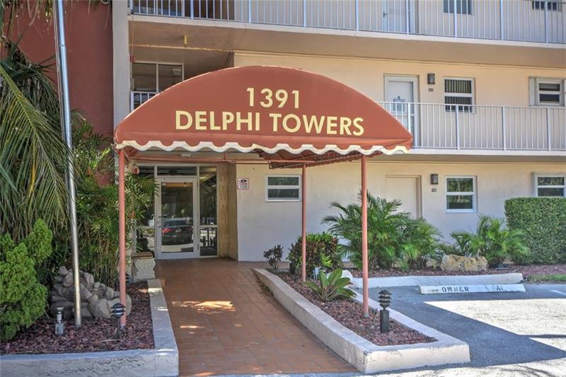 Image 2 of 22 For 1391 Ocean Blvd  105