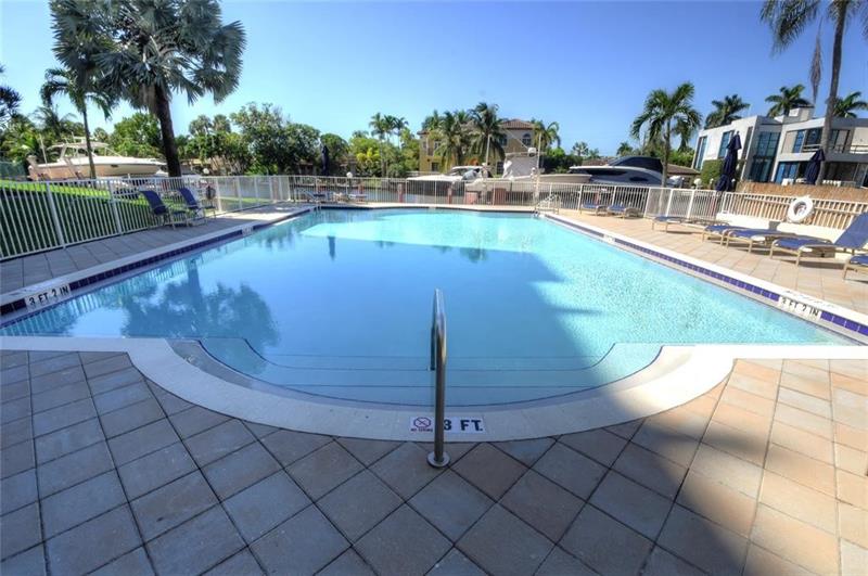 Image 21 of 22 For 1391 Ocean Blvd  105
