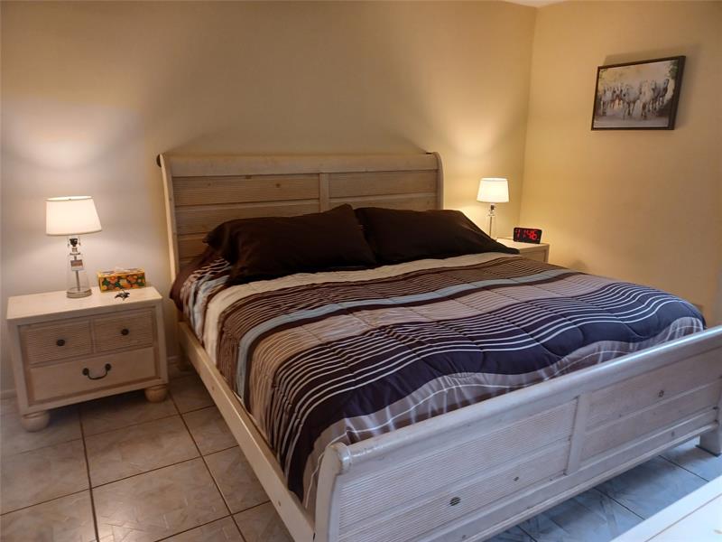 Image 9 of 22 For 1391 Ocean Blvd  105
