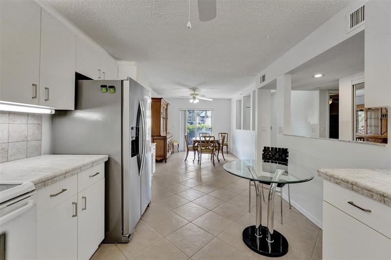Image 35 of 63 For 7819 Granville Dr  110