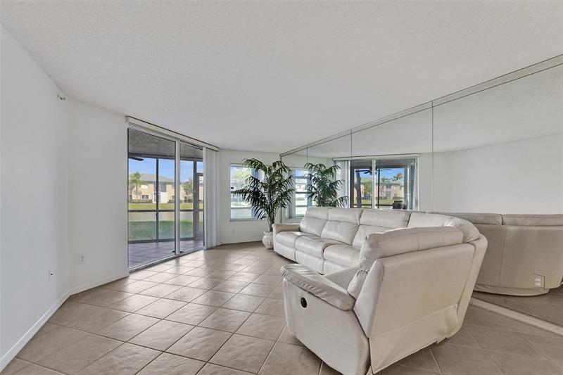 Image 40 of 63 For 7819 Granville Dr  110