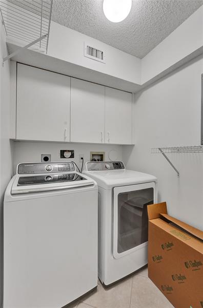 Image 42 of 63 For 7819 Granville Dr  110