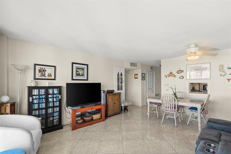 Image 14 of 39 For 133 Pompano Beach Blvd  704