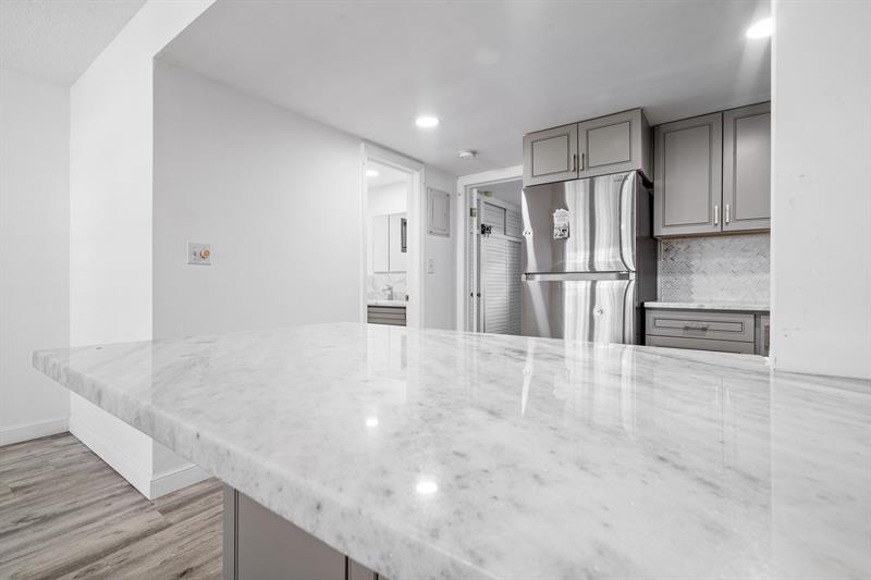 Image 32 of 32 For 1110 Riverside Dr  20