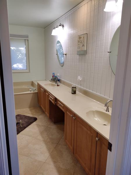 Image 18 of 30 For 14531 Hickory Ct