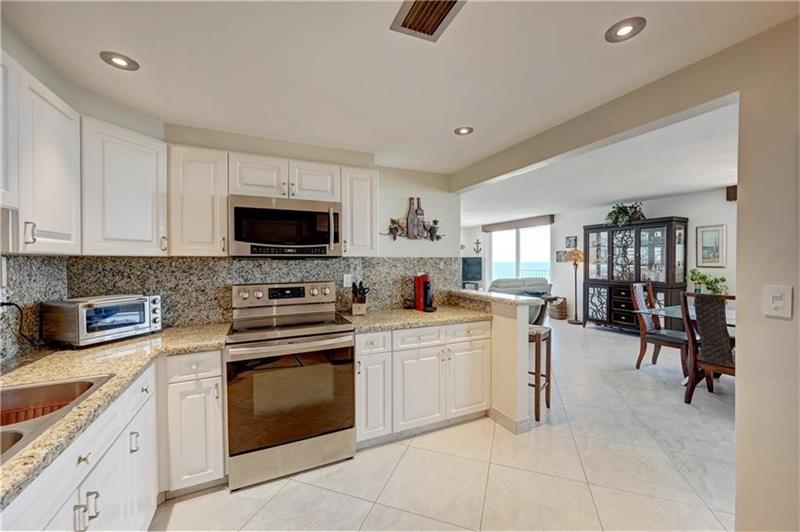 Image 10 of 34 For 1401 Ocean Dr  Ph3