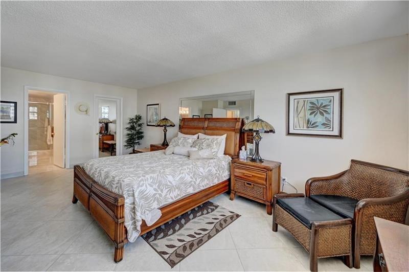 Image 20 of 34 For 1401 Ocean Dr  Ph3