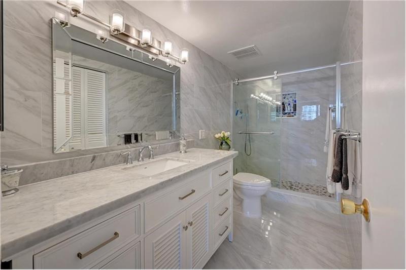Image 22 of 34 For 1401 Ocean Dr  Ph3