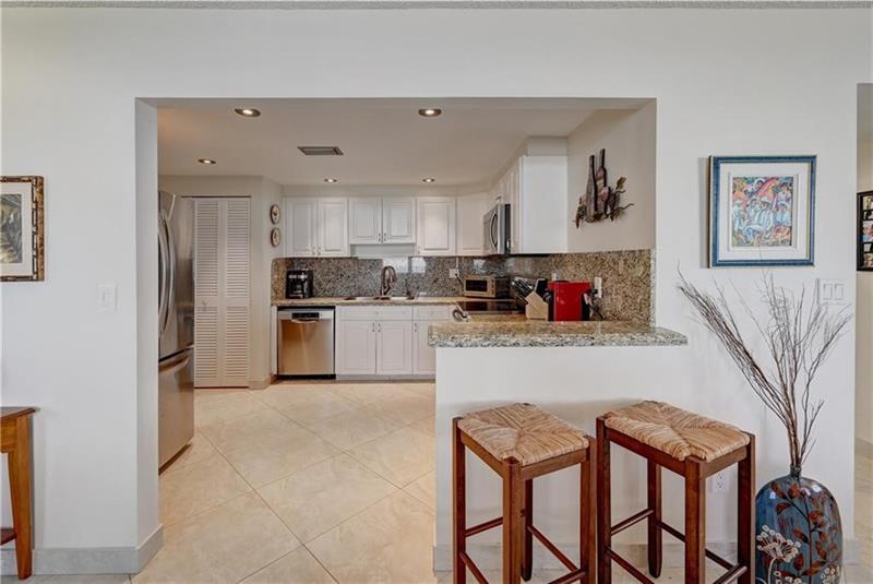 Image 8 of 34 For 1401 Ocean Dr  Ph3