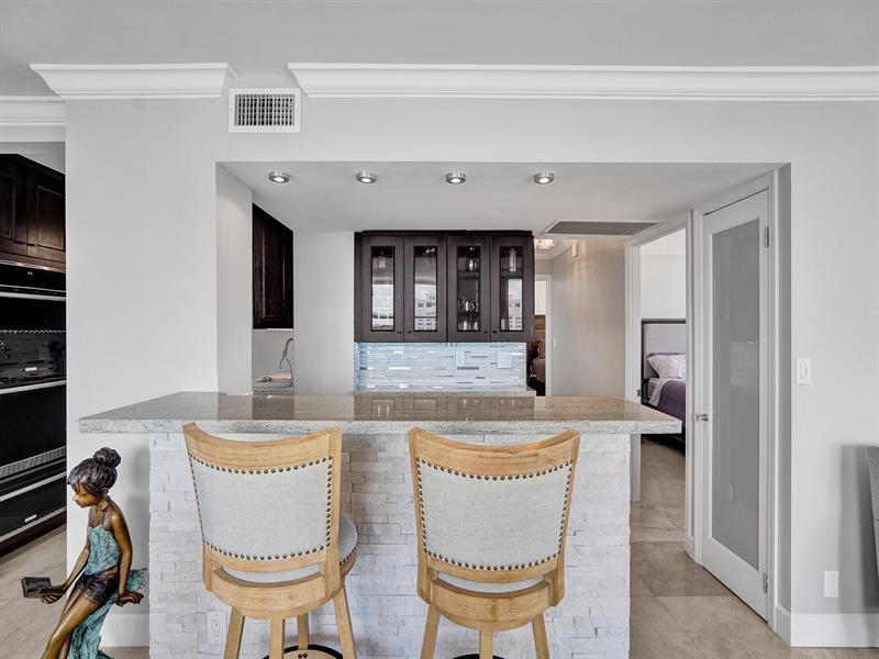 Image 14 of 42 For 209 Fort Lauderdale Beach Blvd  6c