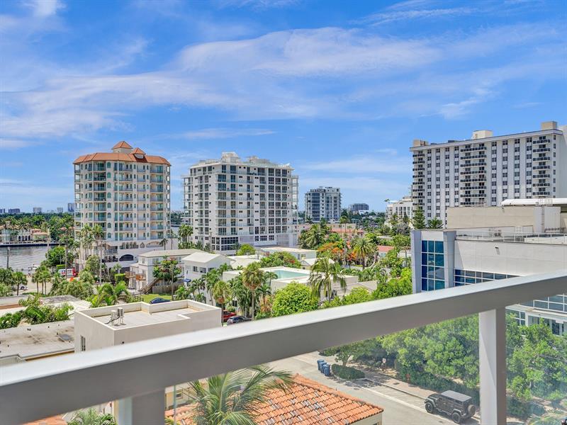 Image 29 of 42 For 209 Fort Lauderdale Beach Blvd  6c