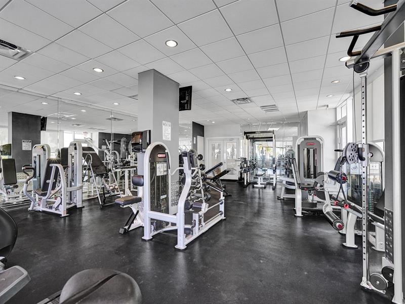Image 33 of 42 For 209 Fort Lauderdale Beach Blvd  6c