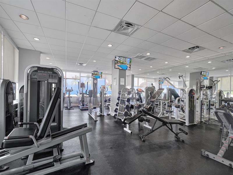 Image 34 of 42 For 209 Fort Lauderdale Beach Blvd  6c