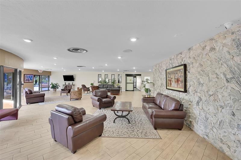 Image 26 of 28 For 9001 Sunrise Lakes Blvd  301