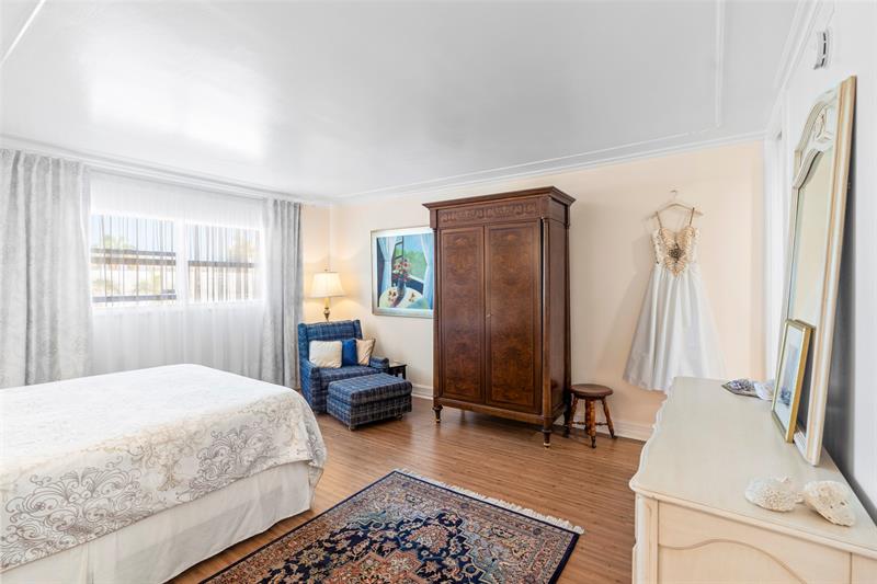 Image 14 of 30 For 3050 47th Ct  403